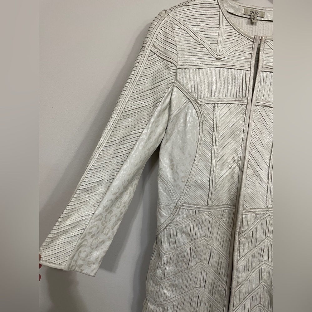 Unique White Leather Cache Jacket - image 2